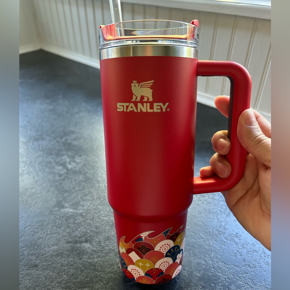 LUNAR NEW YEAR LIMITED EDITION QUENCHER H2.0 FLOWSTATE TUMBLER 30oz Red Dragon